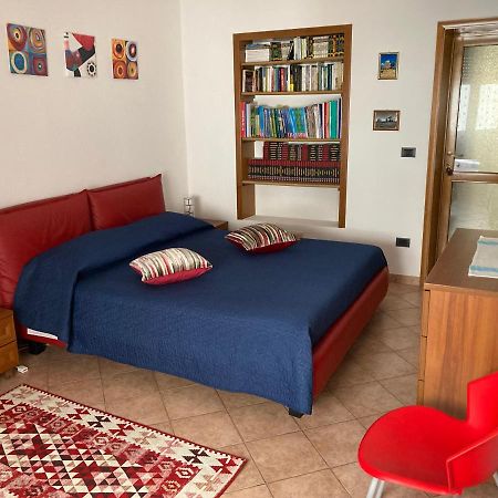 B&B Marsiglia Σάσαρι Εξωτερικό φωτογραφία