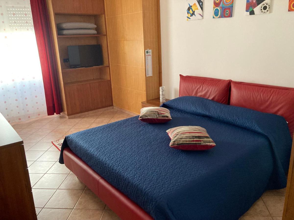 B&B Marsiglia Σάσαρι Εξωτερικό φωτογραφία