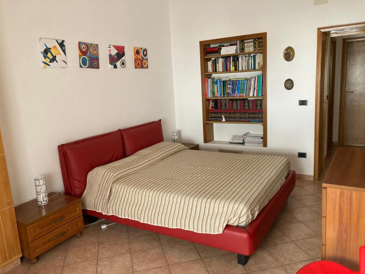 B&B Marsiglia Σάσαρι Εξωτερικό φωτογραφία